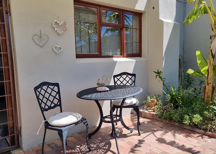 Garden Apartment Bay View